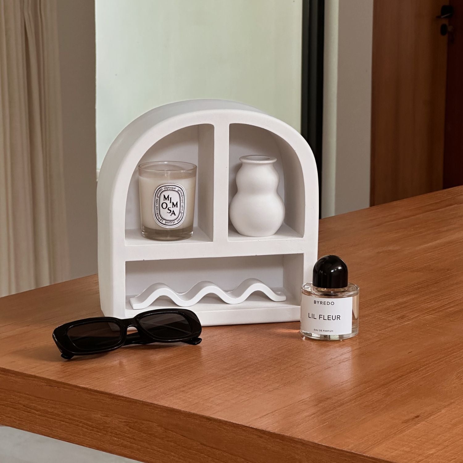 The Ciel Arched Shelf
