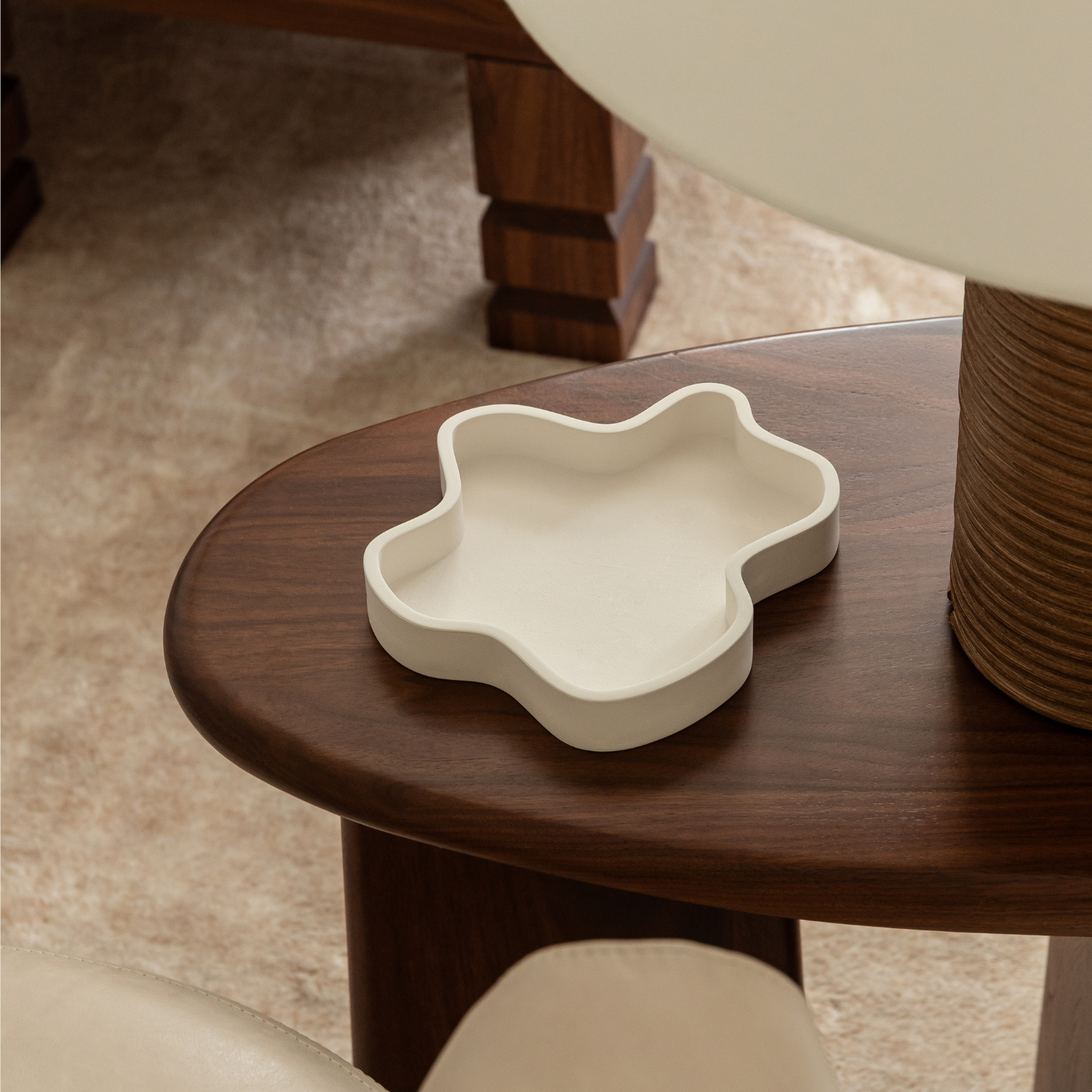 The Luelle Wavy Tray