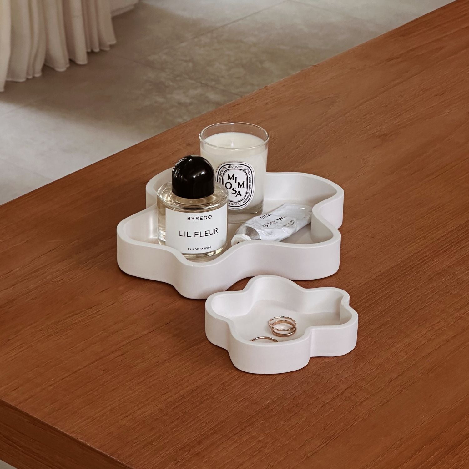 The Luelle Wavy Mini Tray