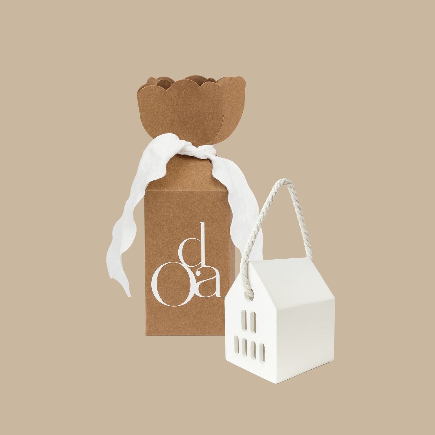 The Christmas Bon Bon - Maison Ornament